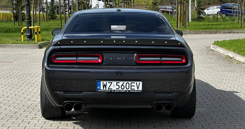 Dodge Challenger cena 141450 przebieg: 125025, rok produkcji 2017 z Płock małe 631